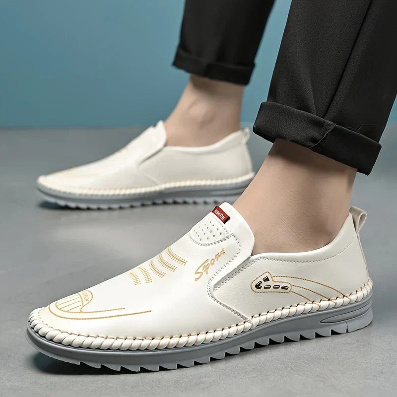 [COMPRE 1 LEVE 2] Mocassim Ortopédico Italiano em Couro Legítimo